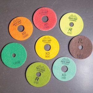 POLISHING PADS